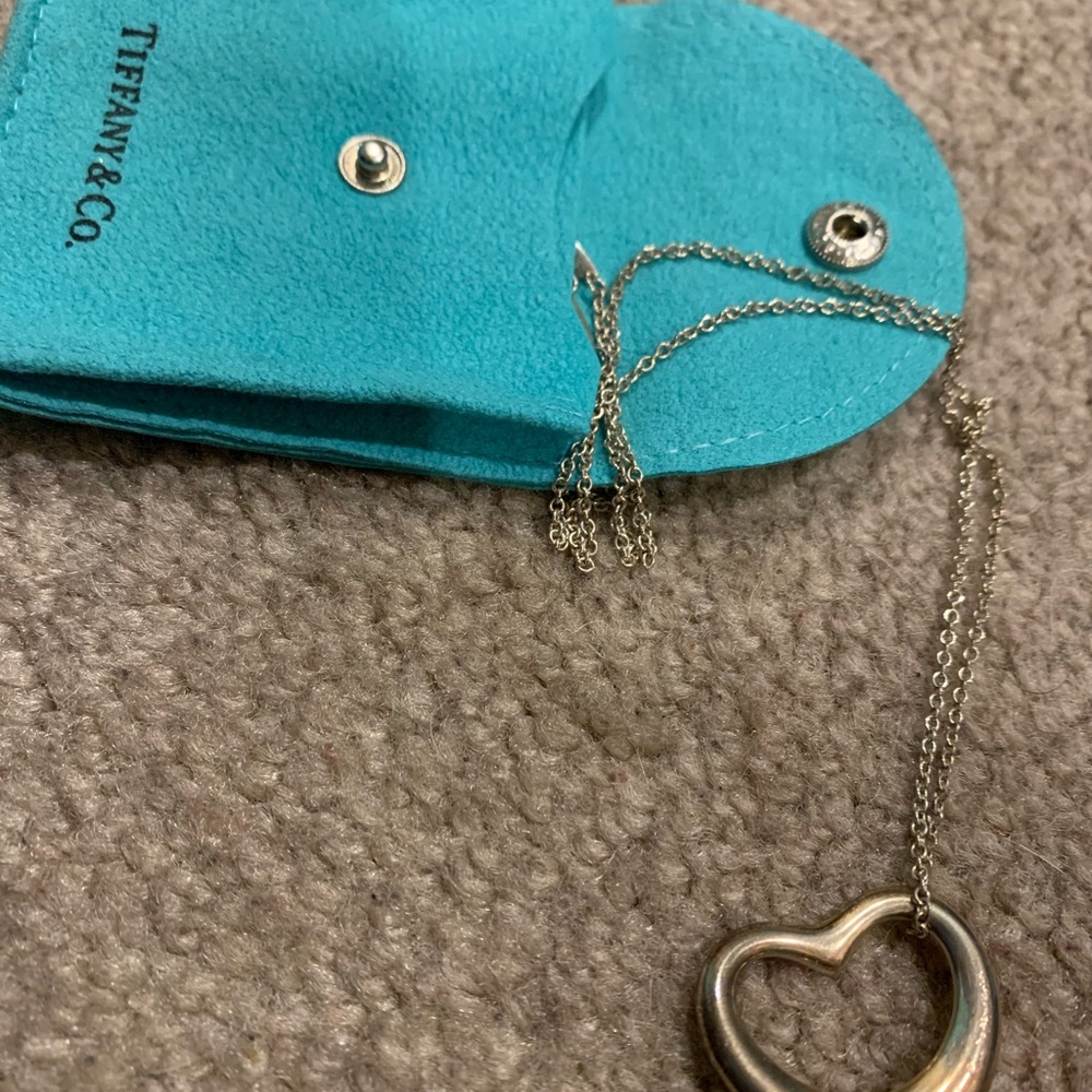 Tiffany & co Elsa Pereti open heart necklace